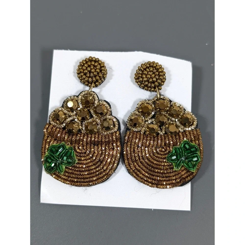 St Patrick's Day Pot of Gold Beaded Statement Earrings Shamrock Dangle NWT